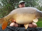 James Cracknell 49lbs 10oz mirror carp from edens lakes