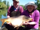 Linda Miller 51lbs 8oz Miror from millers french fishing holidays- Etang Hirondelle