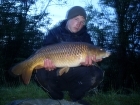 15lbs 12oz Common Carp from brockamin using Nash.. buetifull dark common - caught on the island - good strong fish - what colours
