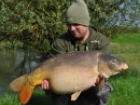 Mark Woolley 26lbs 6oz Mirror Carp from Great Linford Lakes Pines. Article -(Goo- out for a few hours) http://www.threecarpers.com/cgi-bin/download.cgi

Video -