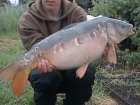 Dan Keen 12lbs 7oz Carp, cc moore.. live system steamie with a corn stop, fluoro d-rig, middle of pond.