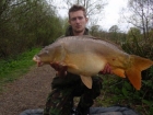 Paul Fox 28lbs 0oz Mirror Carp from Hawkhurst Fish Farm using Dynamite.. found a spot where the carp seemed to like to feed and kept my rod on it!
