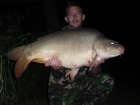 22lbs 0oz Mirror Carp from Hawkhurst Fish Farm using Mainline.. late night on bottom with boilies with only a handful of other boilies