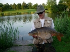 25lbs 2oz Mirror Carp from Lakeside. My UK PB, caught after many evenings trying to pick out the bigger fish. Had 3 other fish during this 3 hour trip, loose feeding dog biscuits and fishing floating