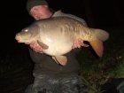 31lbs 8oz Mirror Carp from Rookley Country Park using carp company ice red.