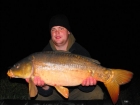 19lbs 6oz Mirror Carp from linford lakes using Starmer Baits.. I fished park farm 1 with Mark Woolley on a over nighter were i caught a new PB 19lb 6oz mirror.
I fished a 15mm Coconut and Fishmeal