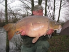 John Morley 33lbs 14oz Mirror Carp from Rookley Country Park using carp company.. the pet