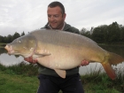 Jon Perkins 40lbs 7oz Carp from Les Croix