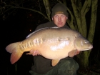 34lbs 0oz Mirror Carp from Rookley Country Park using carp company ice red.