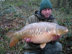 John Morley 21lbs 0oz Mirror Carp from Rookley Country Park using carp company.. winter
